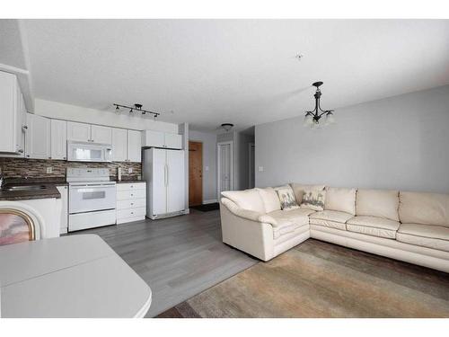 101-248B Grosbeak Way, Fort Mcmurray, AB - Indoor