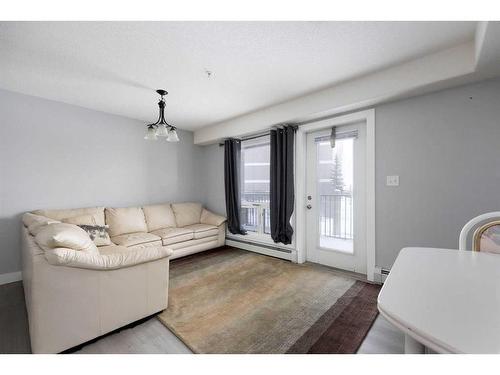 101-248B Grosbeak Way, Fort Mcmurray, AB - Indoor Photo Showing Living Room