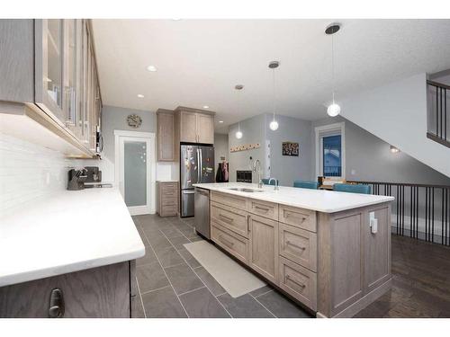 183 Prospect Drive, Fort Mcmurray, AB - Indoor Photo Showing Kitchen