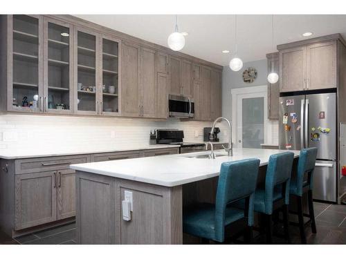 183 Prospect Drive, Fort Mcmurray, AB - Indoor Photo Showing Kitchen With Upgraded Kitchen