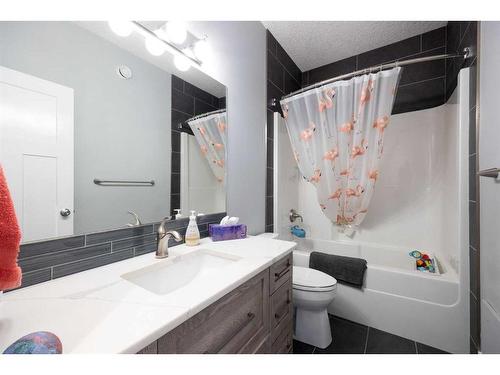 183 Prospect Drive, Fort Mcmurray, AB - Indoor Photo Showing Bathroom