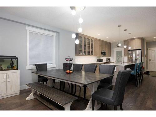 183 Prospect Drive, Fort Mcmurray, AB - Indoor Photo Showing Dining Room