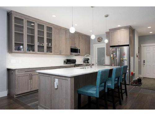 183 Prospect Drive, Fort Mcmurray, AB - Indoor Photo Showing Kitchen With Upgraded Kitchen