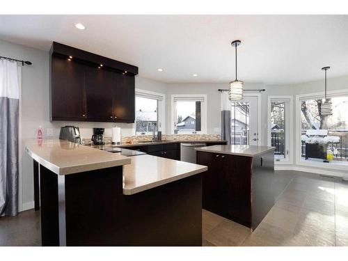 105 Silverdale Garden Sw, Fort Mcmurray, AB - Indoor Photo Showing Kitchen With Upgraded Kitchen