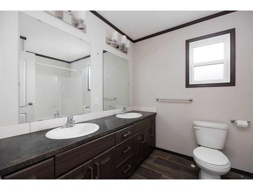 236 Harpe Way, Fort Mcmurray, AB - Indoor Photo Showing Bathroom