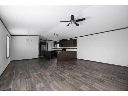 236 Harpe Way, Fort Mcmurray, AB - Indoor Photo Showing Kitchen