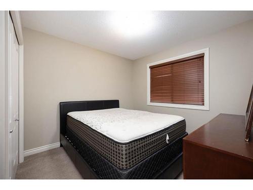 161 Dakin Drive, Fort Mcmurray, AB - Indoor Photo Showing Bedroom