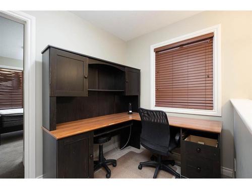 161 Dakin Drive, Fort Mcmurray, AB - Indoor Photo Showing Office