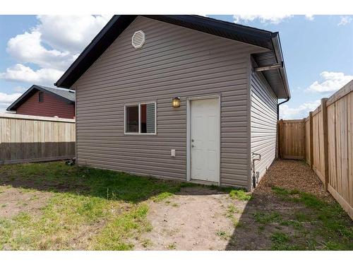 109 Roy Lane, Fort Mcmurray, AB - Outdoor With Exterior