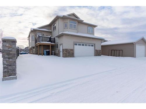 124 Woodpecker Green, Fort Mcmurray, AB - Outdoor