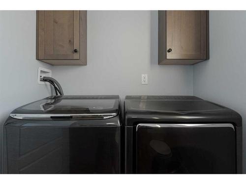 190 Athabasca Crescent, Fort Mcmurray, AB - Indoor Photo Showing Laundry Room