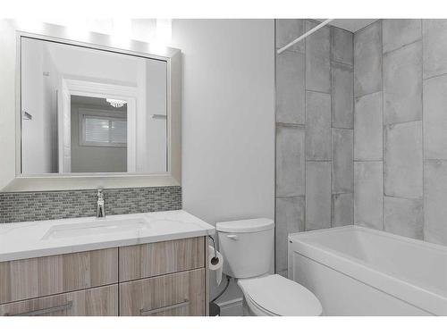 190 Athabasca Crescent, Fort Mcmurray, AB - Indoor Photo Showing Bathroom