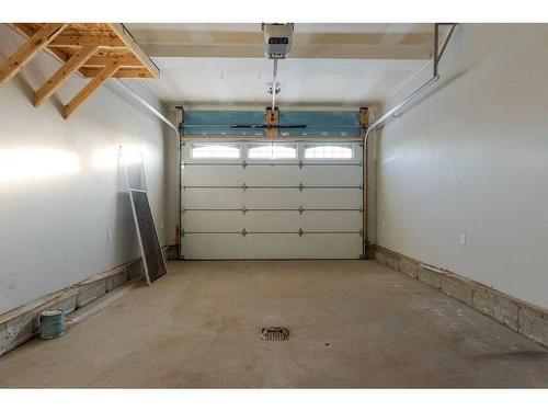 190 Athabasca Crescent, Fort Mcmurray, AB - Indoor Photo Showing Garage