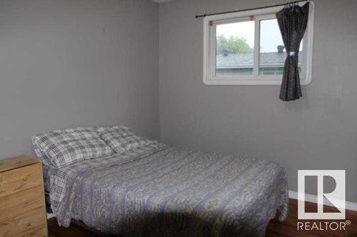 146 Erindale Road, Fort Mcmurray, AB - Indoor Photo Showing Bedroom