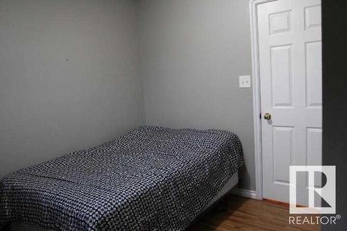 146 Erindale Road, Fort Mcmurray, AB - Indoor Photo Showing Bedroom