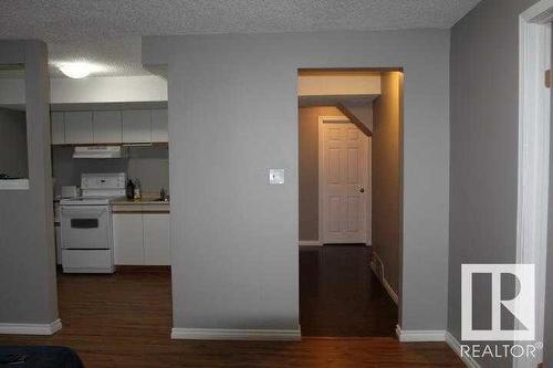 146 Erindale Road, Fort Mcmurray, AB - Indoor Photo Showing Kitchen