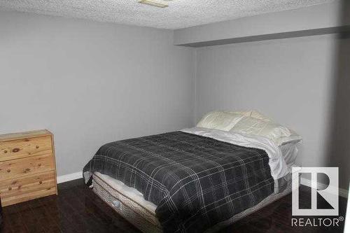 146 Erindale Road, Fort Mcmurray, AB - Indoor Photo Showing Bedroom