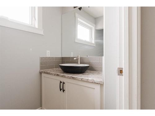 116 Beaconwood Place, Fort Mcmurray, AB - Indoor Photo Showing Bathroom