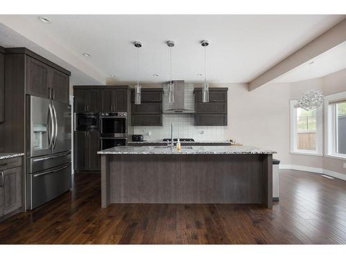 162 Prospect Drive, Fort Mcmurray, AB - Indoor Photo Showing Kitchen With Upgraded Kitchen