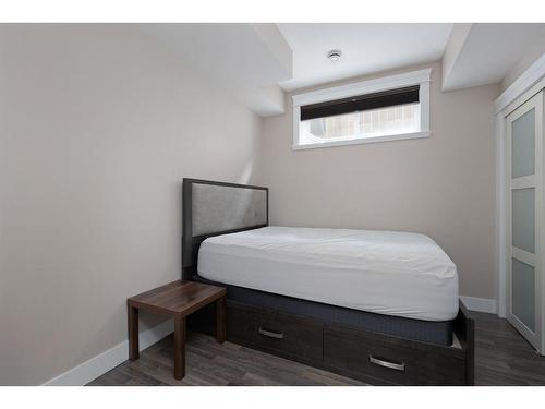 162 Prospect Drive, Fort Mcmurray, AB - Indoor Photo Showing Bedroom