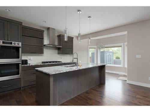 162 Prospect Drive, Fort Mcmurray, AB - Indoor Photo Showing Kitchen With Upgraded Kitchen