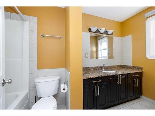 221 Crown Creek Lane, Fort Mcmurray, AB - Indoor Photo Showing Bathroom