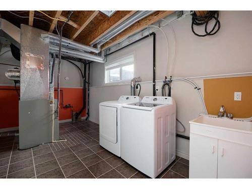 221 Crown Creek Lane, Fort Mcmurray, AB - Indoor Photo Showing Laundry Room