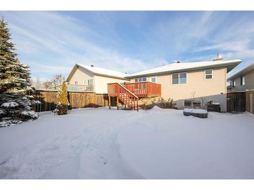 221 Crown Creek Lane, Fort Mcmurray, AB - Outdoor