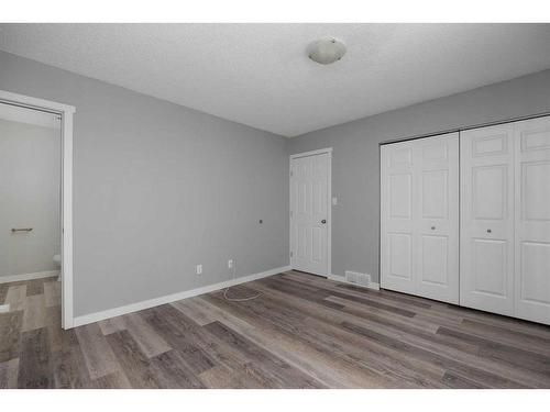 218 Kennedy Crescent, Fort Mcmurray, AB - Indoor Photo Showing Other Room