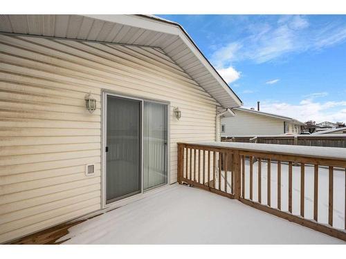 218 Kennedy Crescent, Fort Mcmurray, AB - Outdoor With Deck Patio Veranda With Exterior