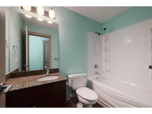 204-8535 Clearwater Drive, Fort Mcmurray, AB - Indoor Photo Showing Bathroom