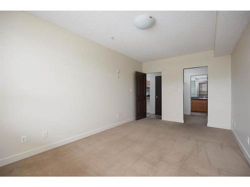 207-136A Sandpiper Road, Fort Mcmurray, AB - Indoor Photo Showing Other Room