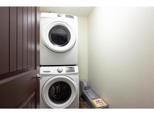 207-136A Sandpiper Road, Fort Mcmurray, AB - Indoor Photo Showing Laundry Room