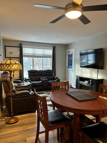 102-108 Denholm Gate, Fort Mcmurray, AB - Indoor Photo Showing Dining Room