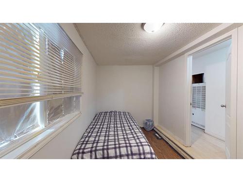 301 Grenfell Crescent, Fort Mcmurray, AB - Indoor Photo Showing Bedroom