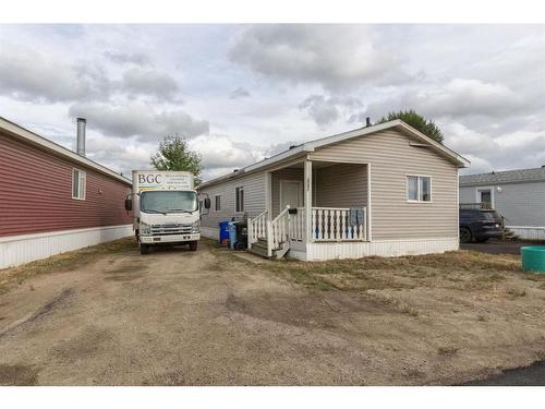 301 Grenfell Crescent, Fort Mcmurray, AB - Outdoor With Exterior