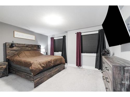 175 Aldergrove Avenue, Fort Mcmurray, AB - Indoor Photo Showing Bedroom