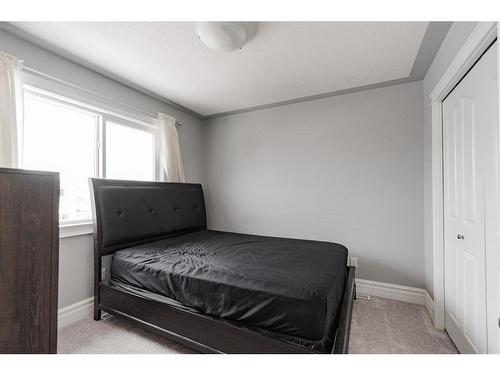 175 Aldergrove Avenue, Fort Mcmurray, AB - Indoor Photo Showing Bedroom