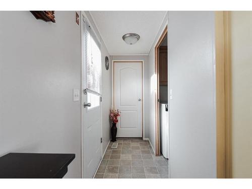 181 Clausen Crescent, Fort Mcmurray, AB - Indoor Photo Showing Other Room