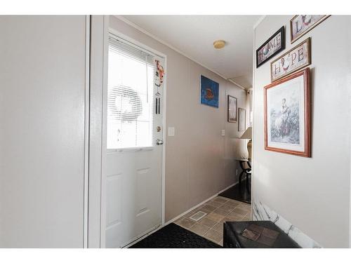 181 Clausen Crescent, Fort Mcmurray, AB - Indoor Photo Showing Other Room