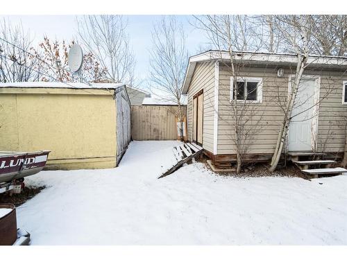 181 Clausen Crescent, Fort Mcmurray, AB - Outdoor