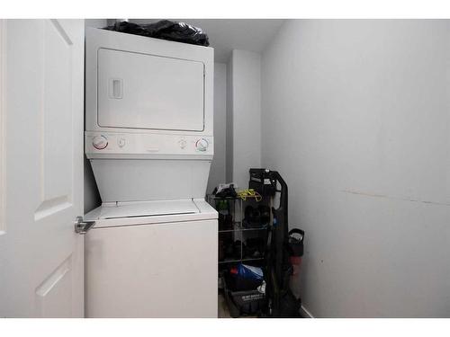 315-8528 Manning Avenue, Fort Mcmurray, AB - Indoor Photo Showing Laundry Room