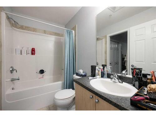 316-8528 Manning Avenue, Fort Mcmurray, AB - Indoor Photo Showing Bathroom