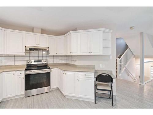 707-105 Loutit Road, Fort Mcmurray, AB - Indoor Photo Showing Kitchen