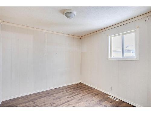 108 Greenwood Place, Fort Mcmurray, AB - Indoor Photo Showing Other Room