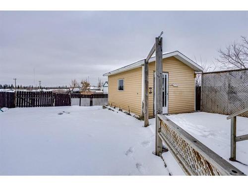 108 Greenwood Place, Fort Mcmurray, AB - Outdoor With Exterior