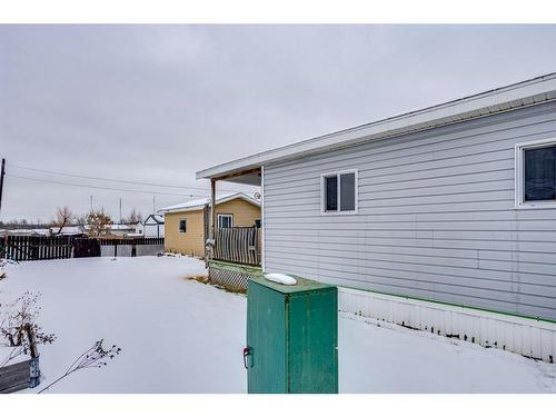 108 Greenwood Place, Fort Mcmurray, AB - Outdoor With Exterior