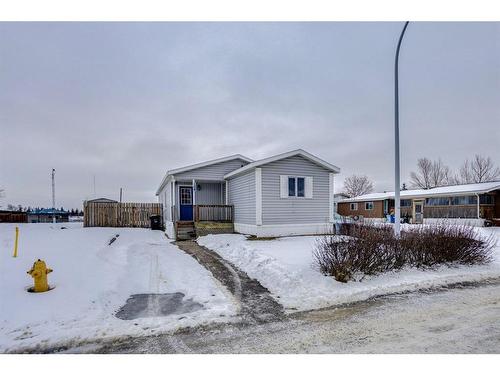 108 Greenwood Place, Fort Mcmurray, AB - Outdoor