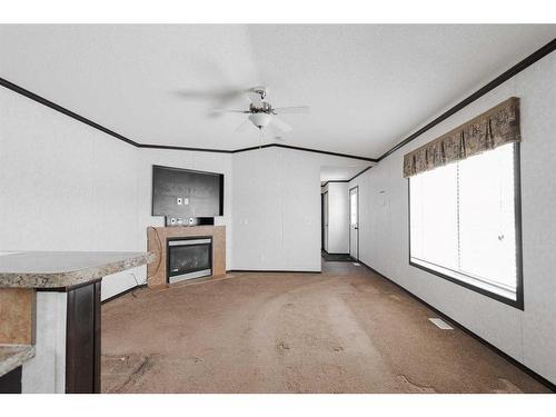 305 Gregoire Crescent, Fort Mcmurray, AB - Indoor Photo Showing Other Room