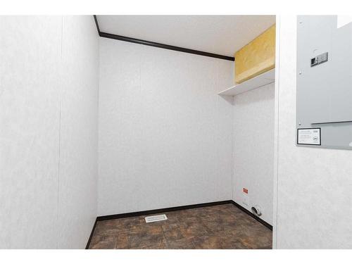 305 Gregoire Crescent, Fort Mcmurray, AB - Indoor Photo Showing Other Room